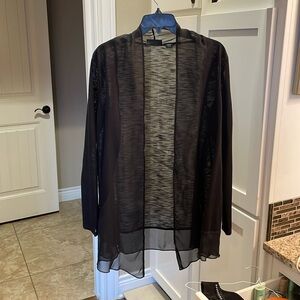 Pretty, black, open front top